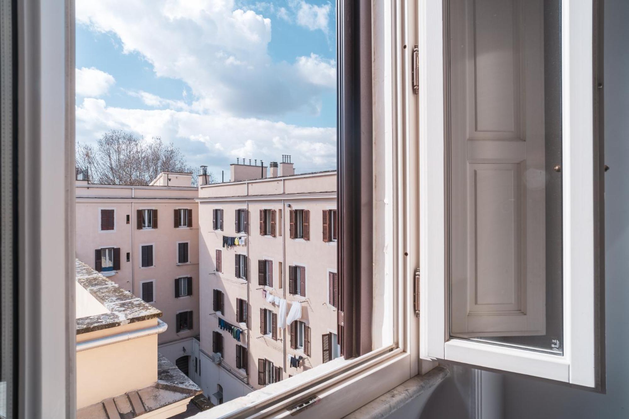 Sunnytestaccio Roma